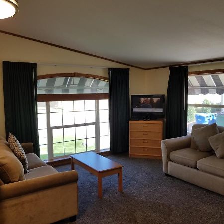 Black Hawk Motel & Suites Wisconsin Dells Bagian luar foto
