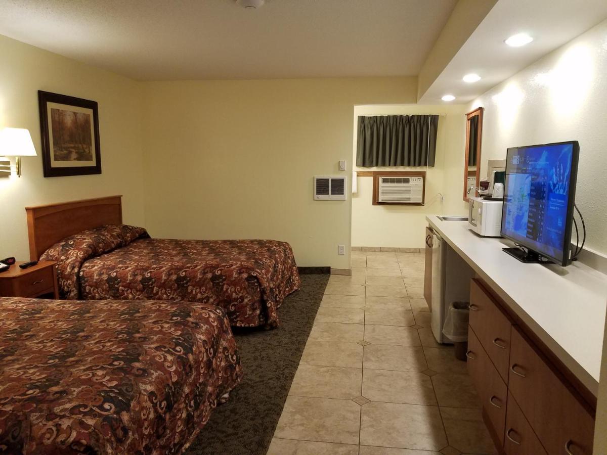 Black Hawk Motel & Suites Wisconsin Dells Bagian luar foto